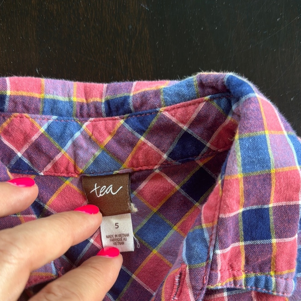 Tea Collection Vibrant Red and Blue Button Down Shirt - Picture 2 of 4